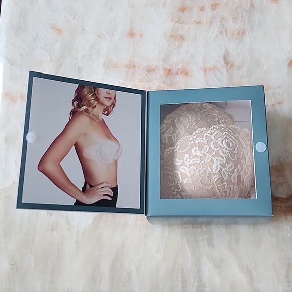 LINGERIE SOLUTIONS Lace Ultimate Boost Backless Strapless Bra - Picture 2 of 16